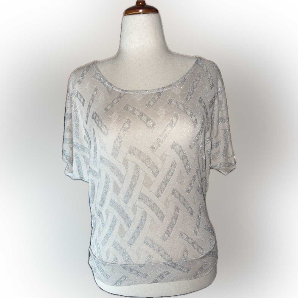 Peep back top Silver and white sheer